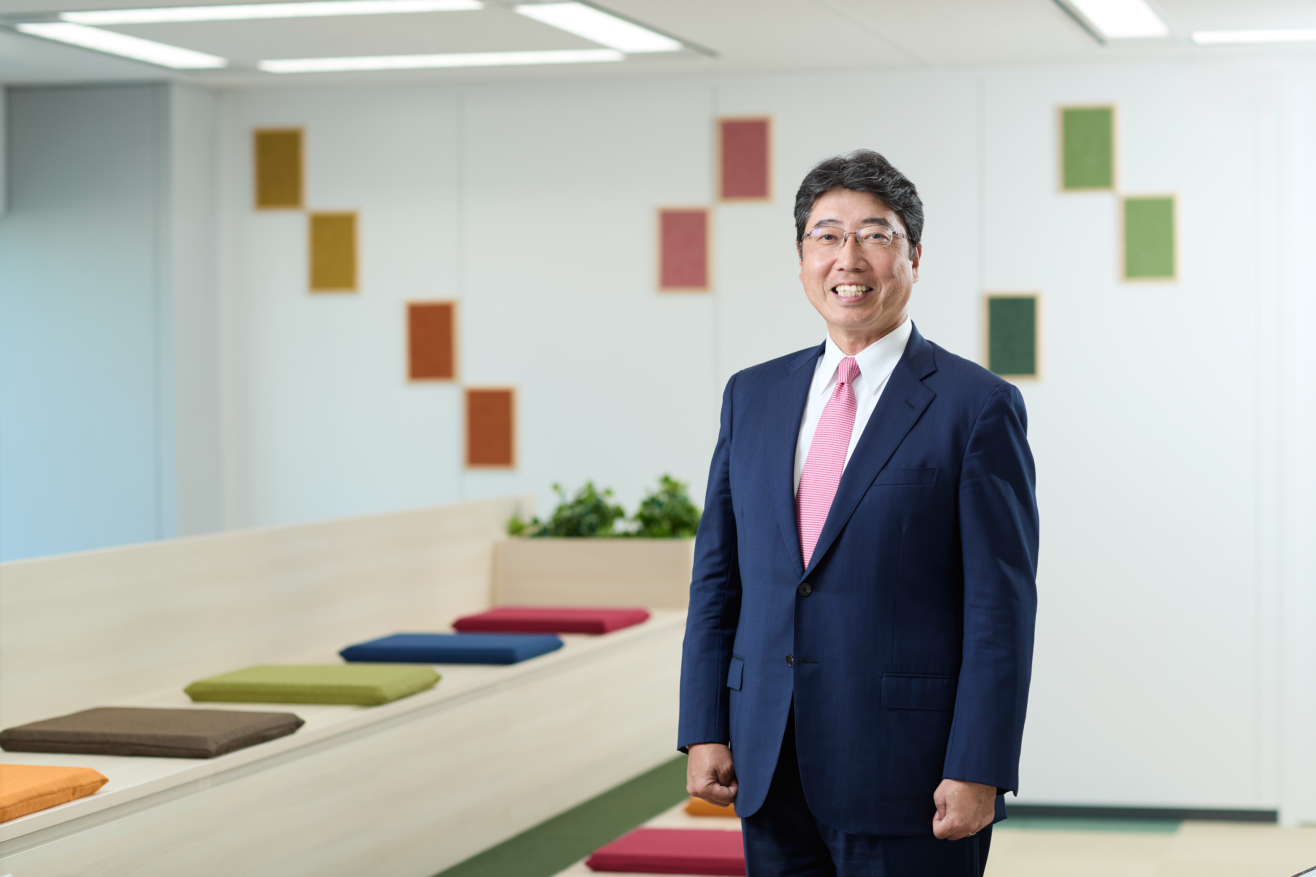 働く喜びを分かち合いながらビジネスの舞台で活躍